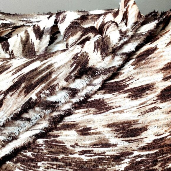 RAYON COTTON FABRIC NEW 112" x 40" ANIMAL PRINT BROWN BEIGE CRAFT SEWING - Picture 2 of 6